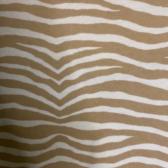 Plus size Michael Kors zebra print shirt ! - Picture 5 of 5